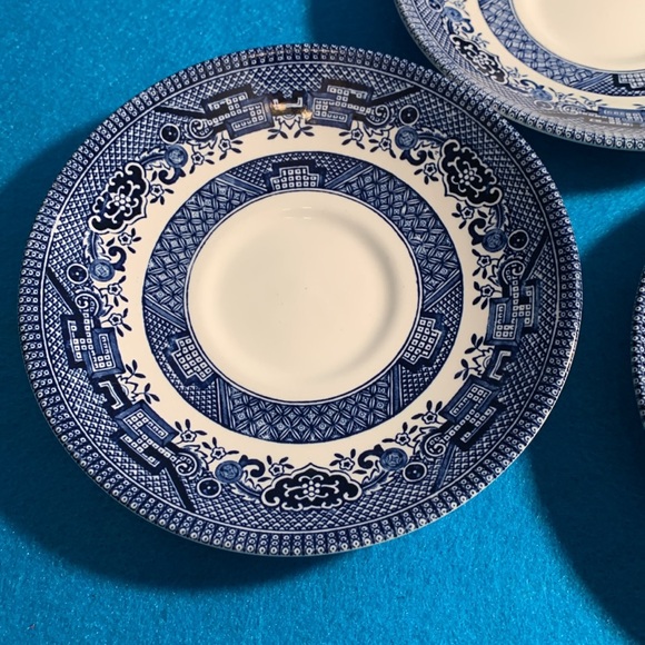 Lot of 5 BLUE WILLOW SAUCERS CHURCHILL ENGLAND  Mint! - Picture 2 of 5